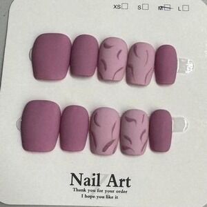 "Squiggle Theory" Press-On Nail Set – Matte Mauve‎ & Abstract Pink Linework
